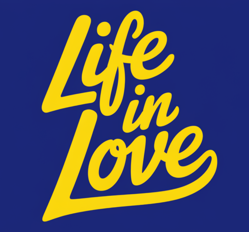 Life in Love Graphic White T-Shirt
