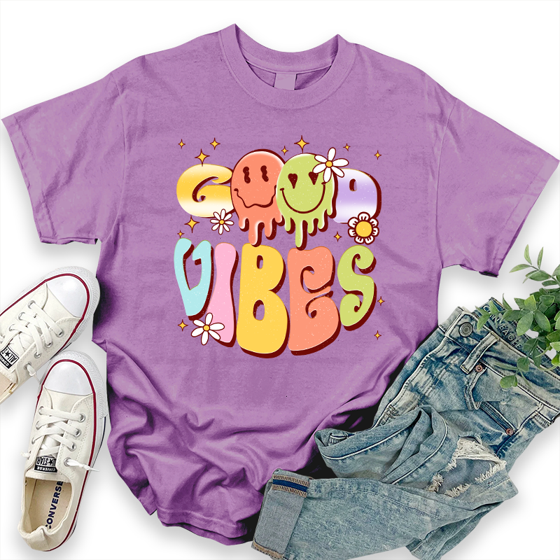 Smiley Face 'GOOD VIBES' T-shirt