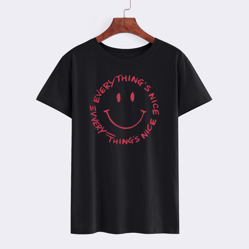 Smiley Face Graphic T-Shirt - Everything's Nice