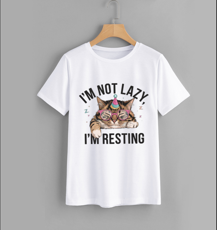 Funny Cat Graphic T-Shirt - I'm Not Lazy, I'm Resting