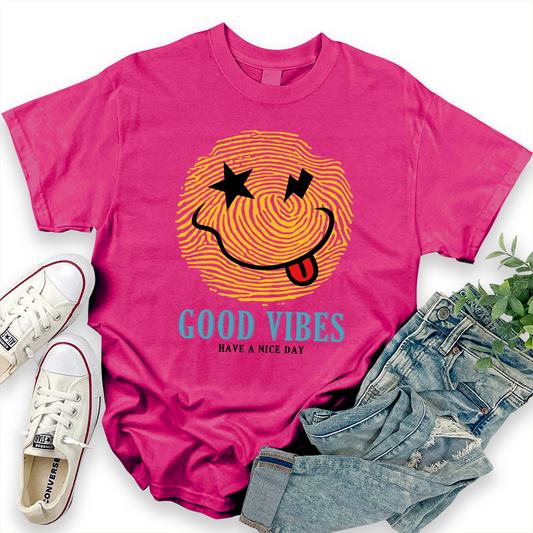 Smiley Face 'GOOD VIBES' T-shirt