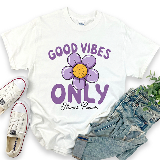 Floral Pattern 'GOOD VIBES ONLY' T-shirt