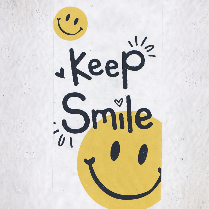 Keep Smile Graphic T-Shirt