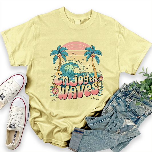 Hawaiian Pattern 'Enjoy the Waves' T-Shirt