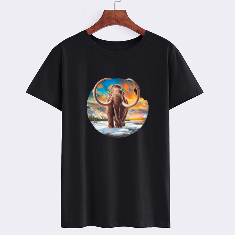 Mammoth Graphic Tee - Unique Black T-Shirt with Nature Artwork