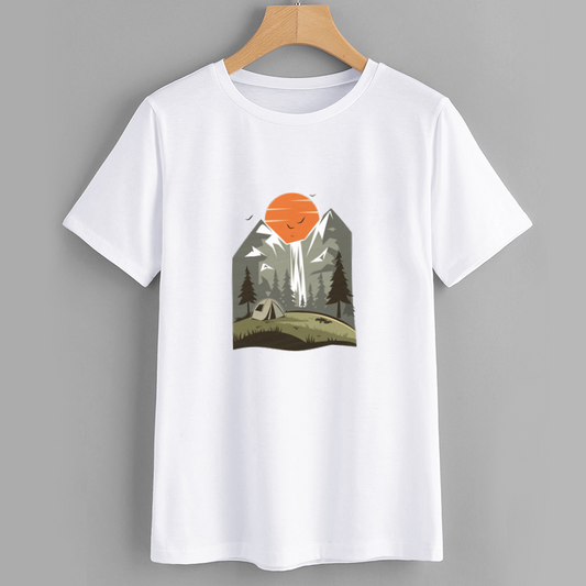 Outdoor Adventure Graphic T-Shirt with Mountain and Sun Design