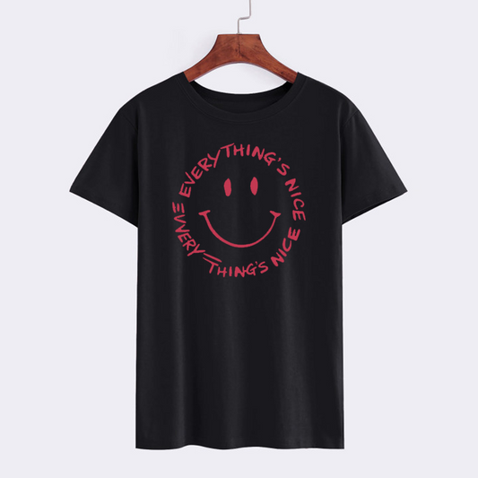 Smiley Face Graphic T-Shirt - Everything's Nice