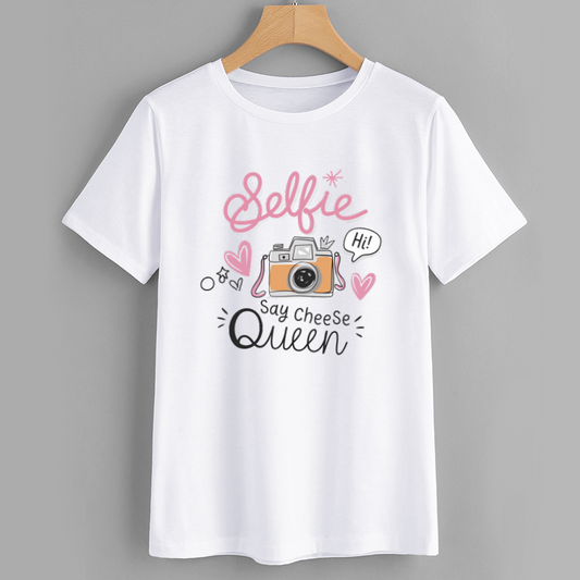 Selfie Say Cheese Queen Graphic T-Shirt